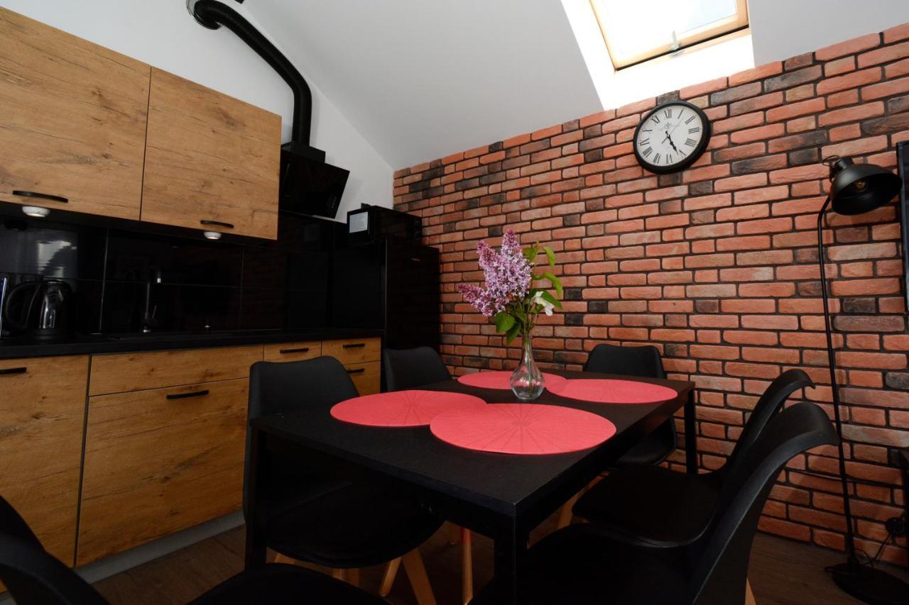 Apartamenty Prestige 莱鲍 外观 照片