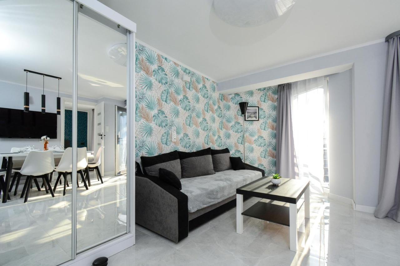 Apartamenty Prestige 莱鲍 外观 照片