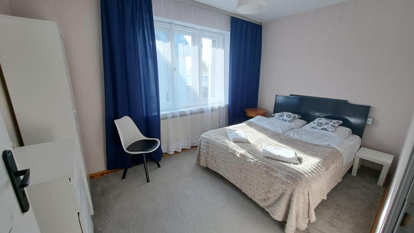 Apartamenty Prestige 莱鲍 外观 照片